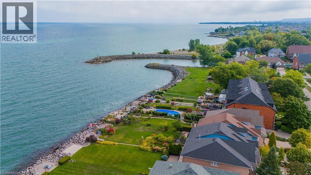 55 Edgewater Drive, Stoney Creek, ON - Outdoor With Body Of Water With View