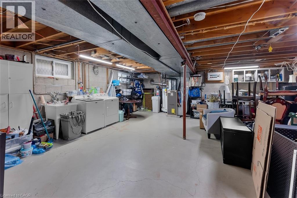 6970 Concord Crescent, Niagara Falls, ON - Indoor Photo Showing Basement