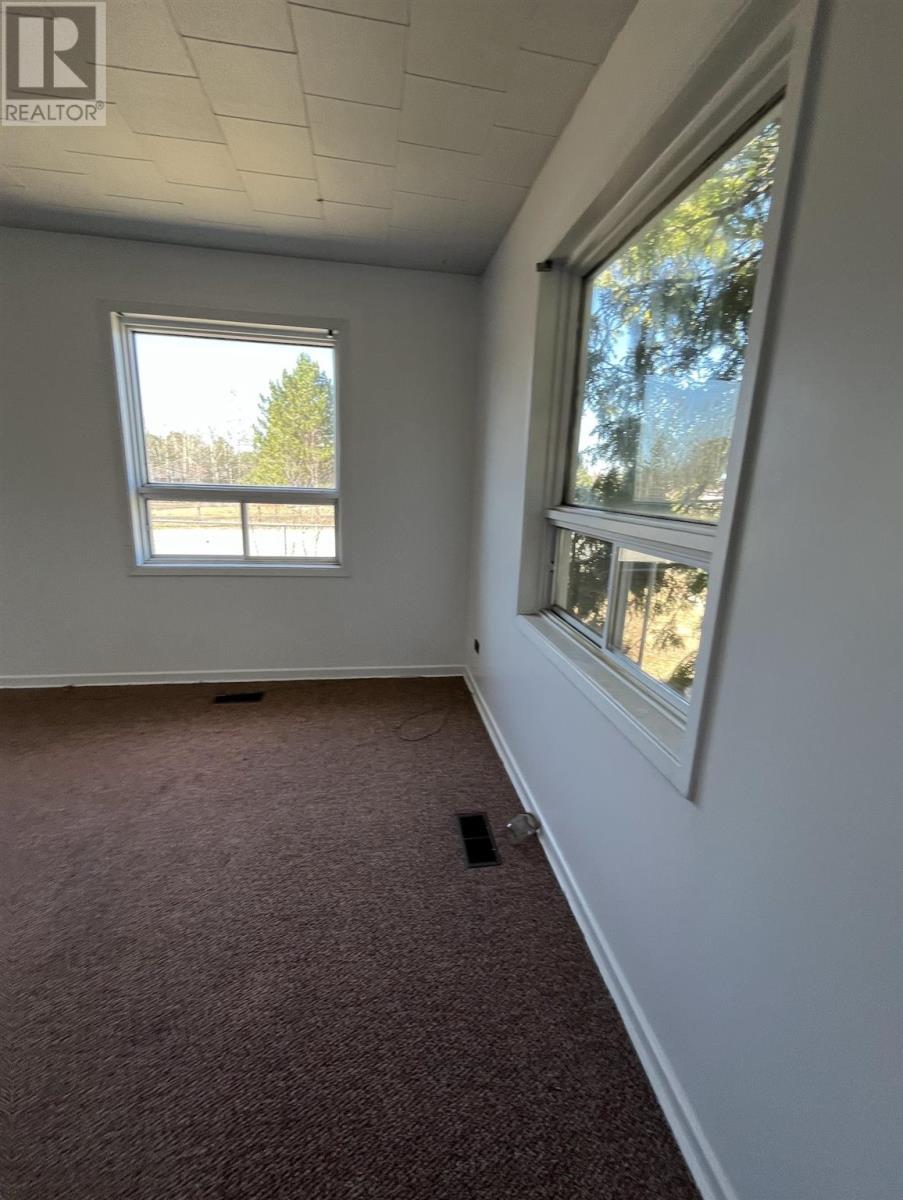22 Low Ave, Gogama, ON - Indoor Photo Showing Other Room