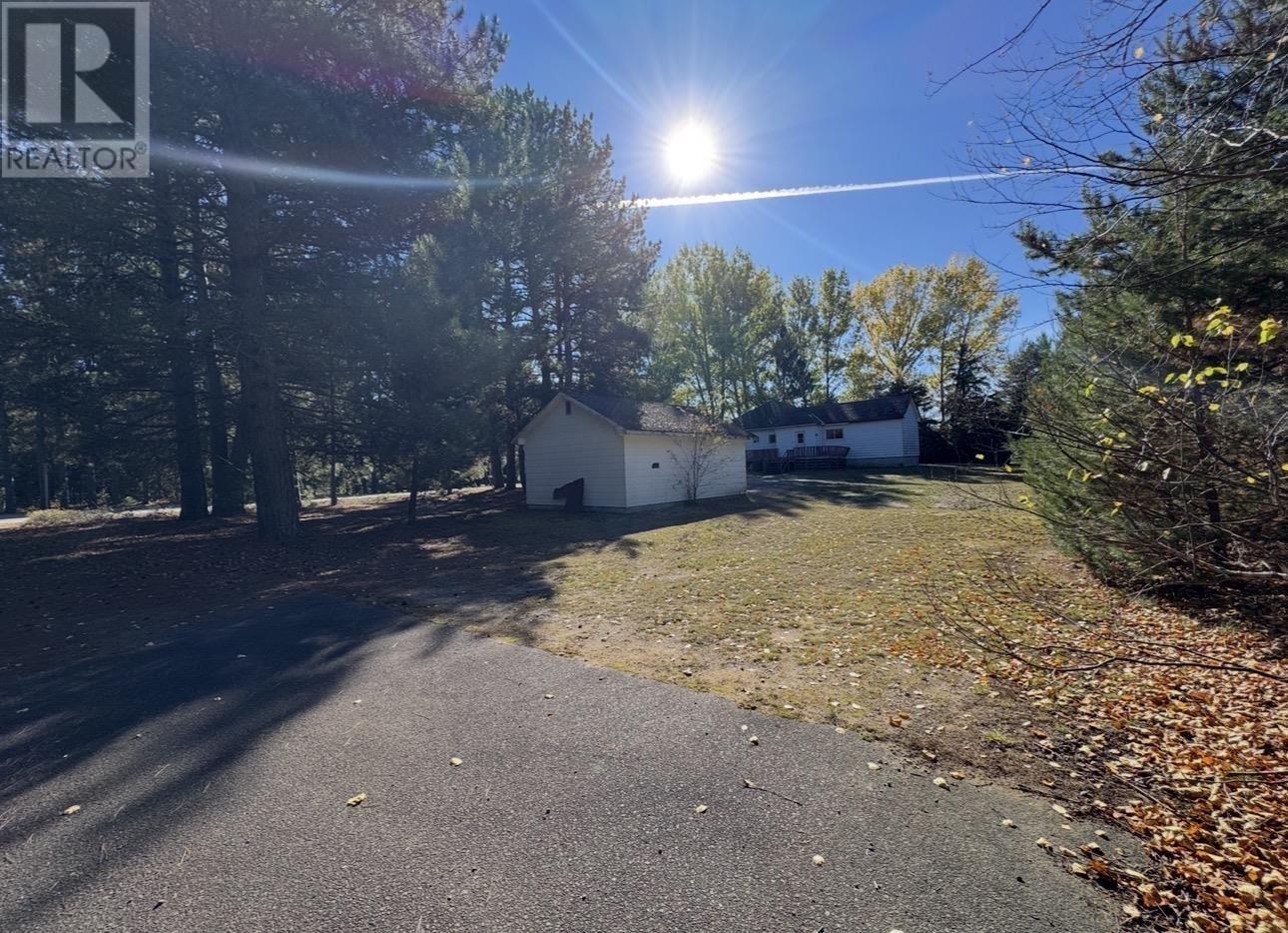 19 Low Ave, Gogama, ON - Outdoor
