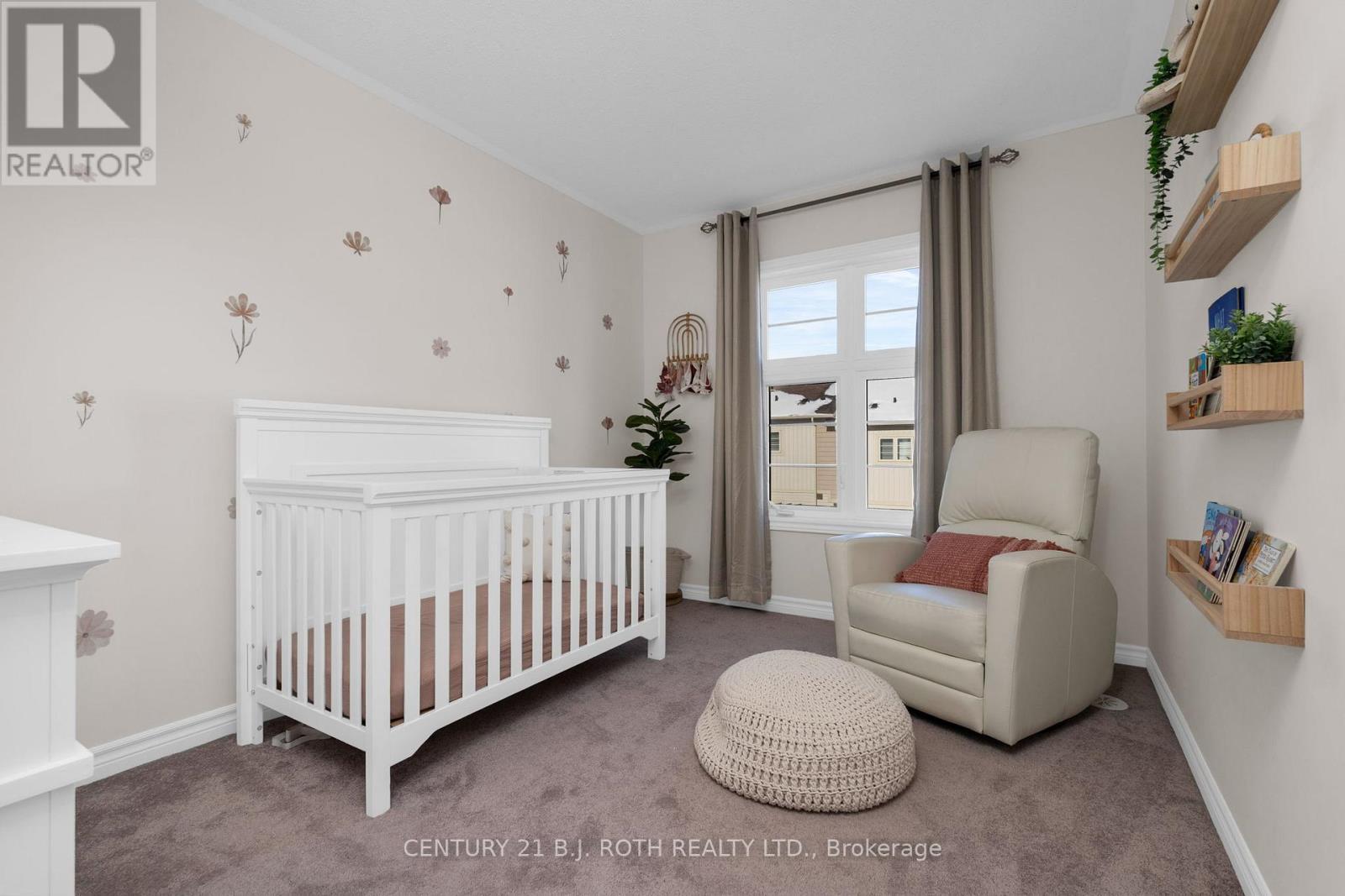 33 Westbury Way, Whitby, ON - Indoor Photo Showing Bedroom