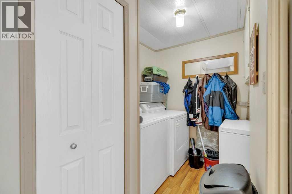 97 Parkside Drive, Red Deer, AB