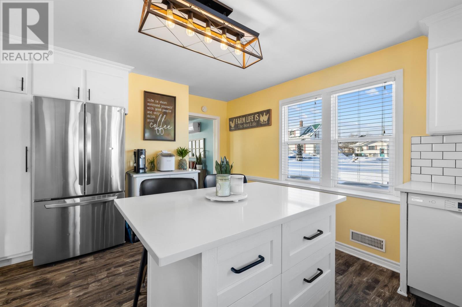 90 Moore Drive, Murray River, PE - Indoor Photo Showing Other Room