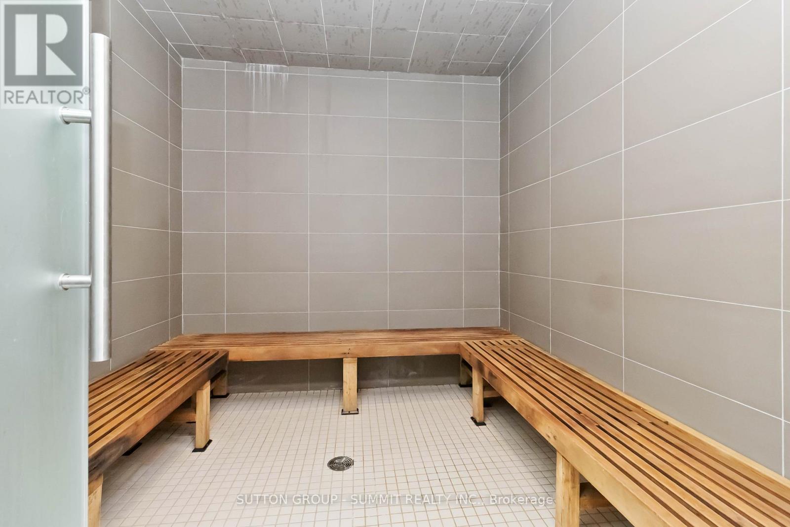 816 - 551 Maple Avenue, Burlington, ON - Indoor Photo Showing Other Room