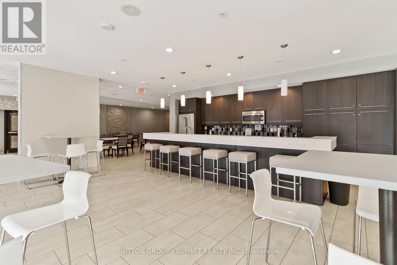 816 - 551 Maple Avenue, Burlington, ON - Indoor Photo Showing Dining Room