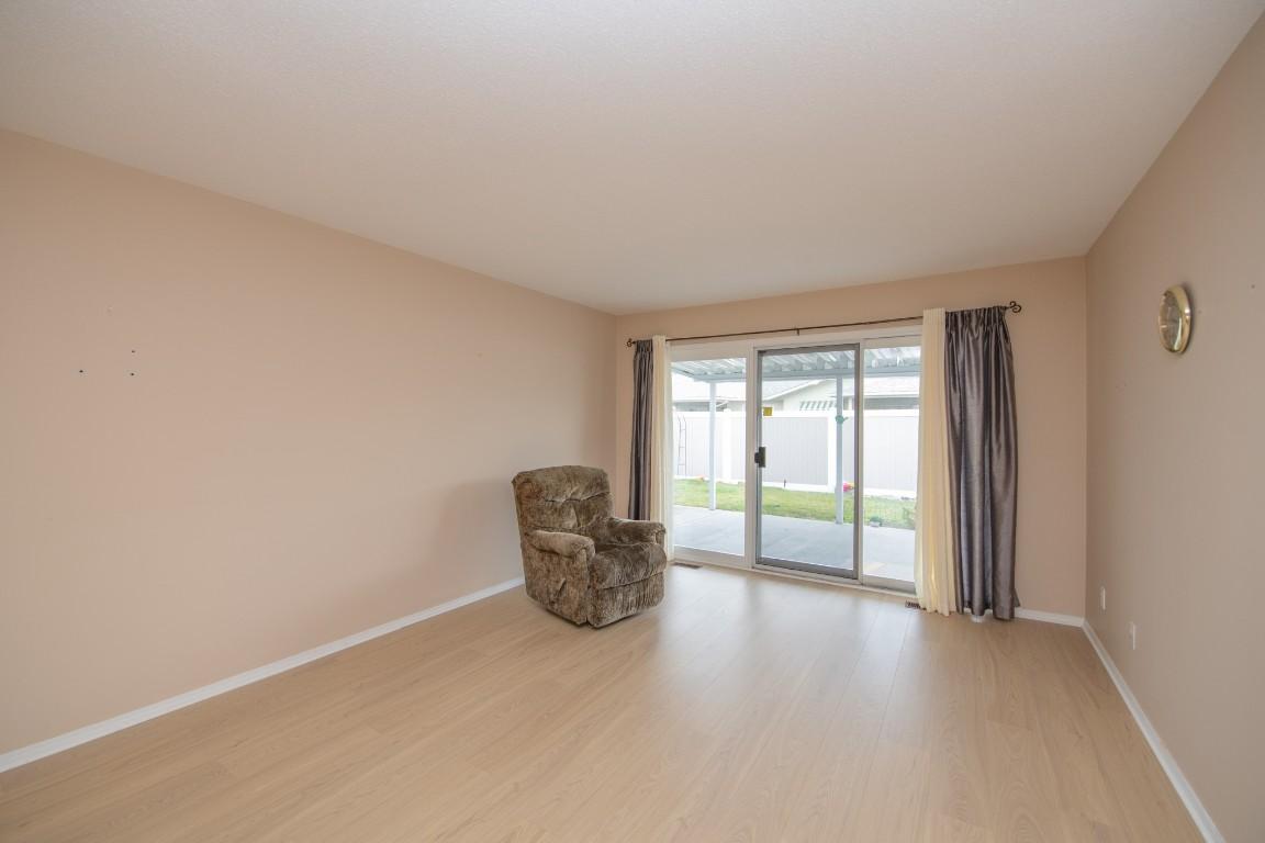 56-3900 27 Avenue, Vernon, BC - Indoor Photo Showing Other Room