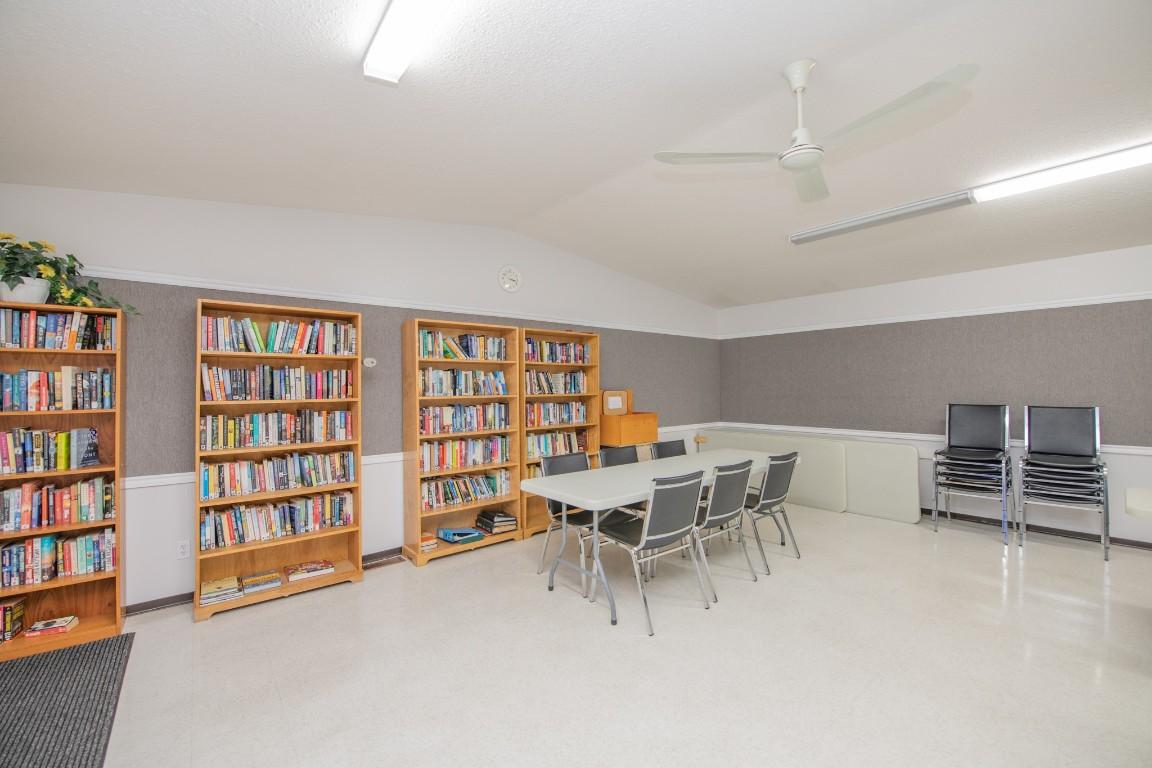 56-3900 27 Avenue, Vernon, BC - Indoor