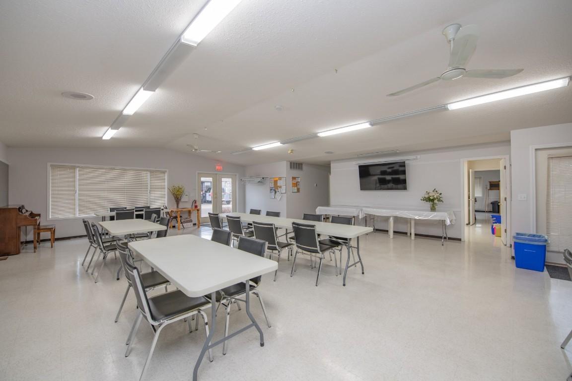 56-3900 27 Avenue, Vernon, BC - Indoor