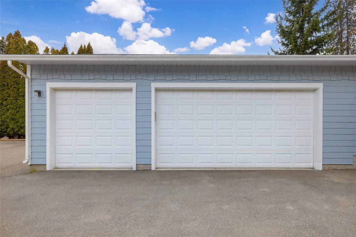 3324 Mcginnis Road, West Kelowna, BC - Outdoor With Exterior