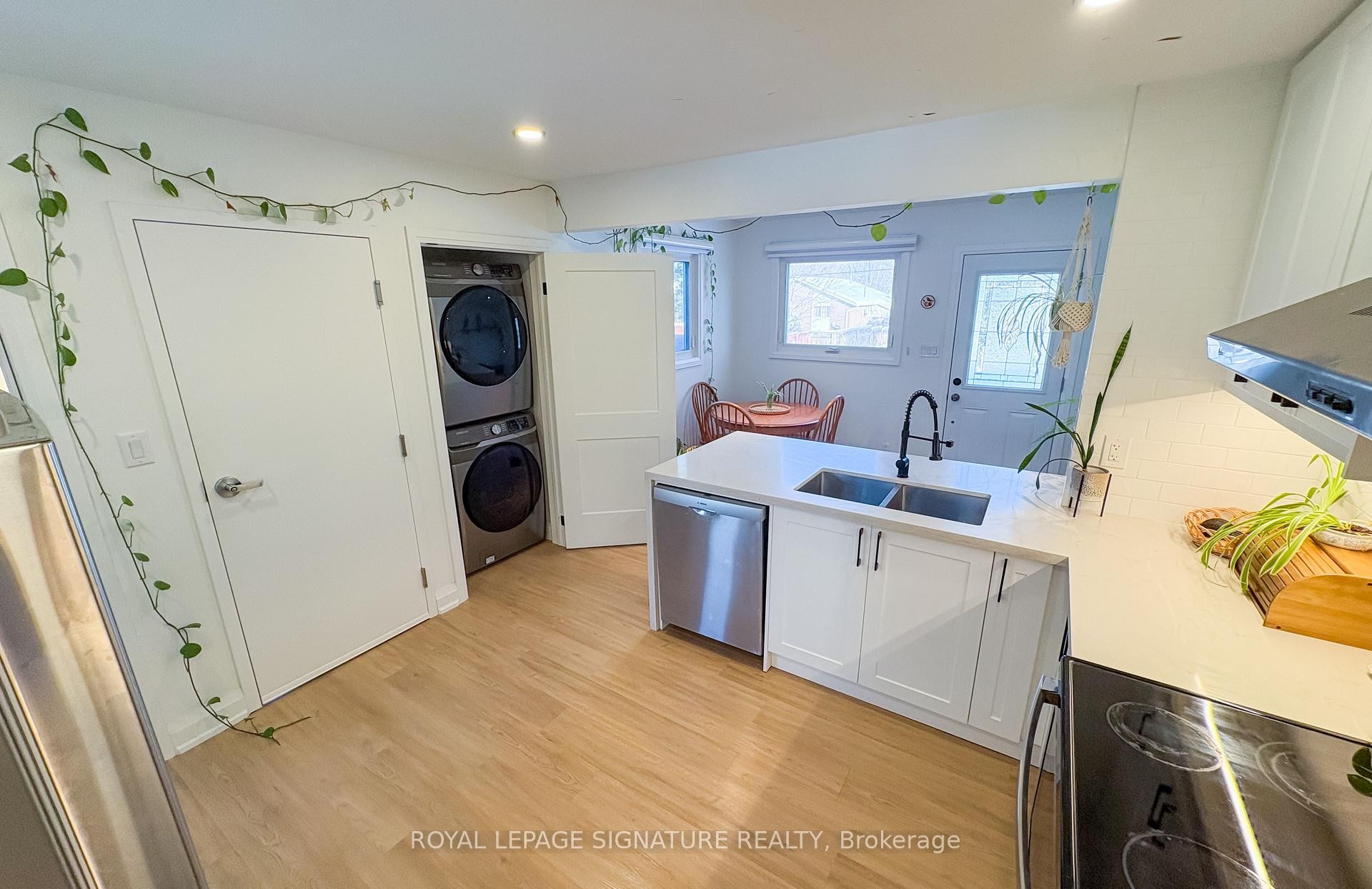 437 Upper Kenilworth Avenue, Hamilton, ON - Indoor