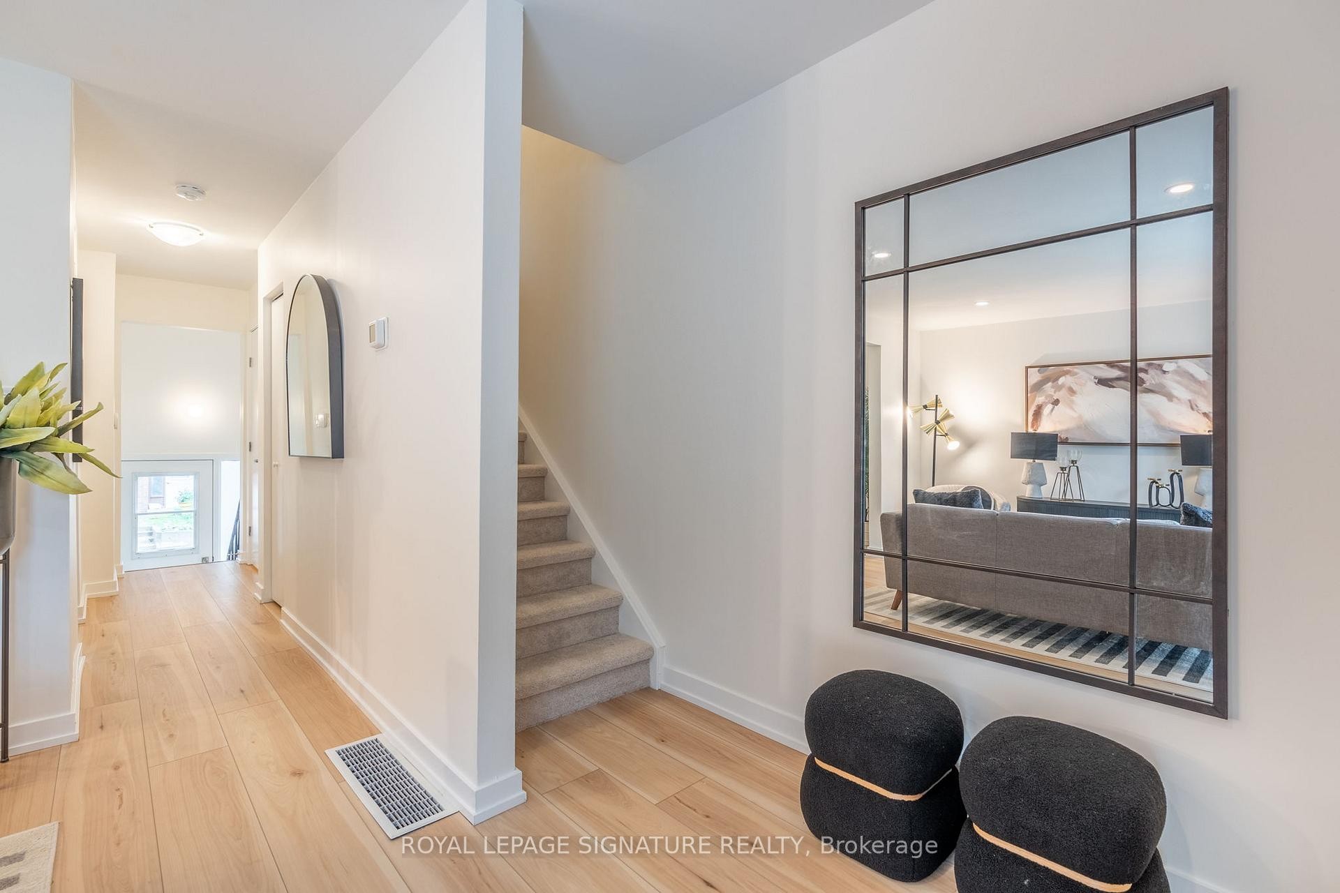 63 Woodman Drive N, Hamilton, ON - Indoor Photo Showing Office