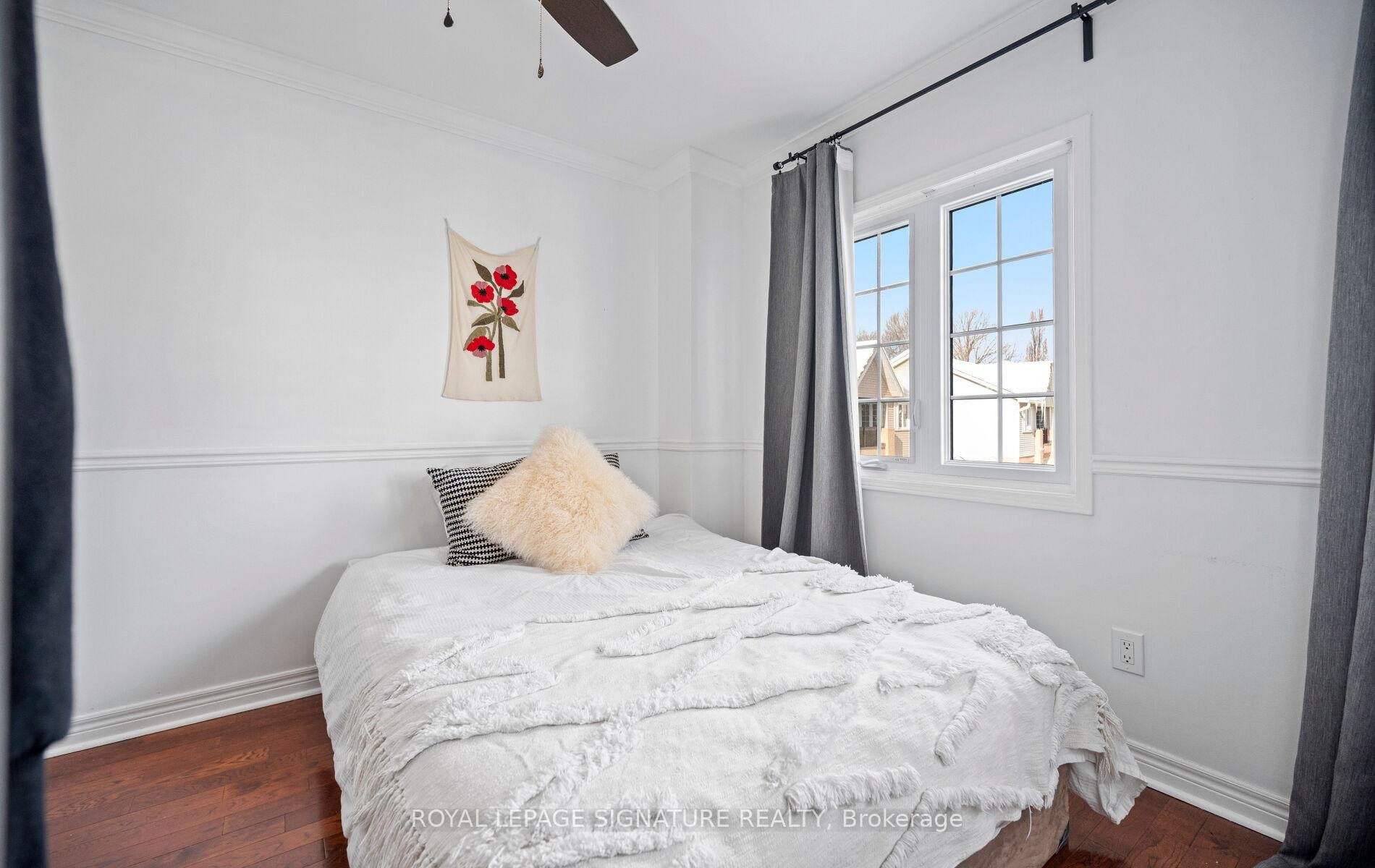 242-2110 Cleaver Avenue, Burlington, ON - Indoor Photo Showing Bedroom