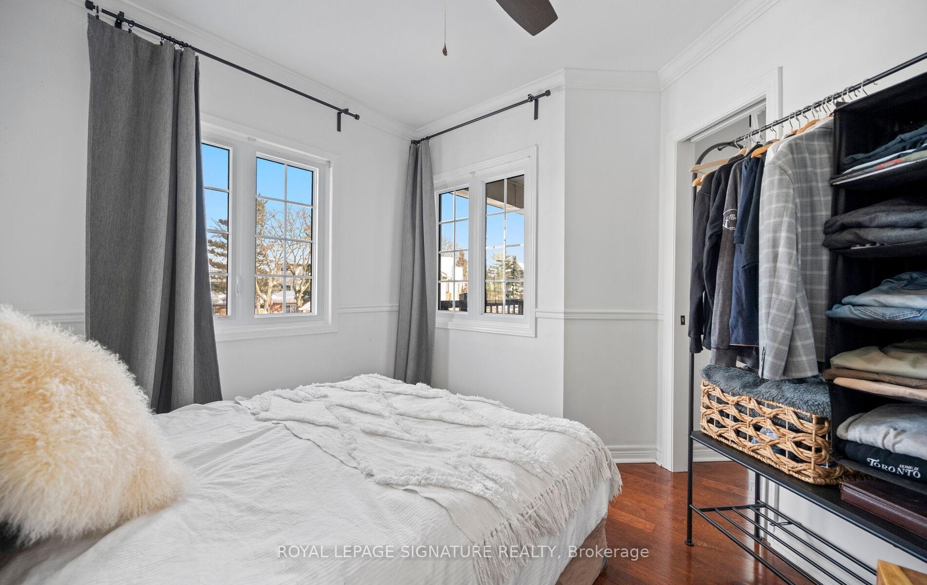 242-2110 Cleaver Avenue, Burlington, ON - Indoor Photo Showing Bedroom