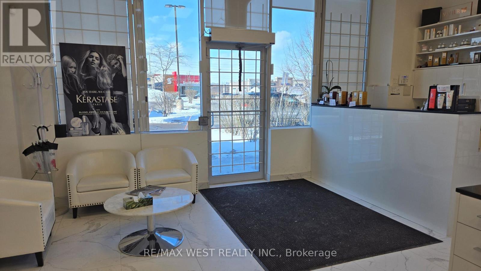 1 - 1903 Ironoak Way, Oakville, ON