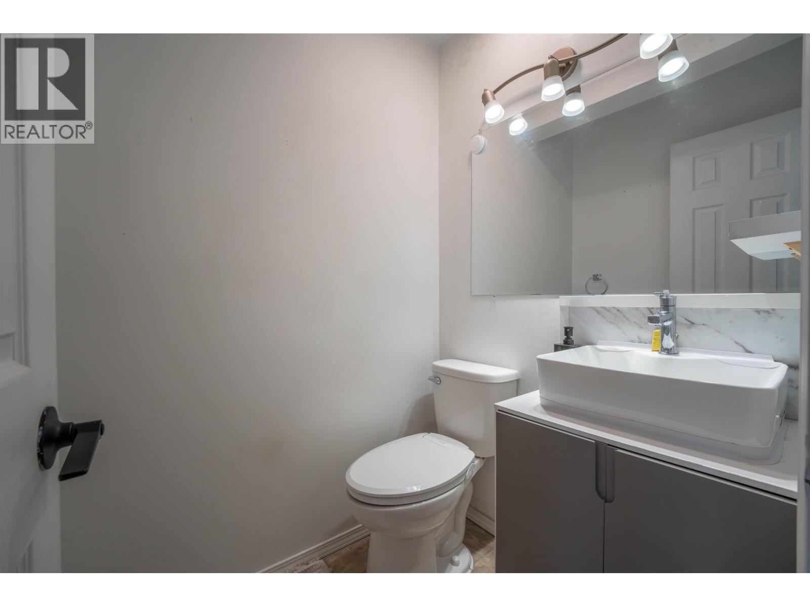 517 Beech Crescent, Prince George, BC - Indoor Photo Showing Bathroom