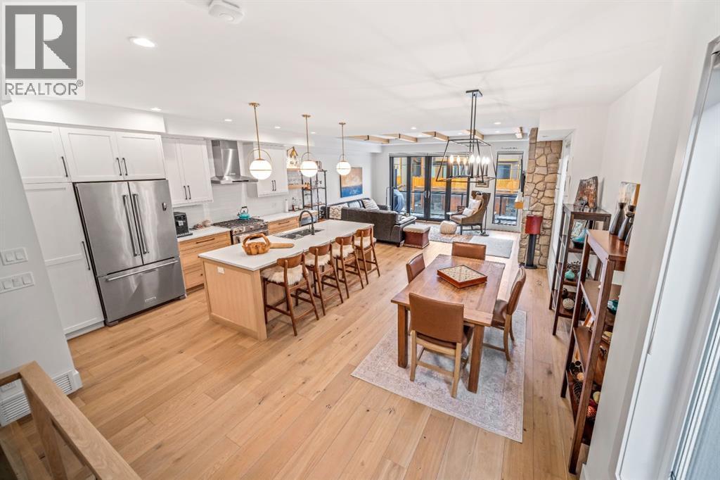 4, 810 3Rd Street, Canmore, AB - Indoor Photo Showing Kitchen