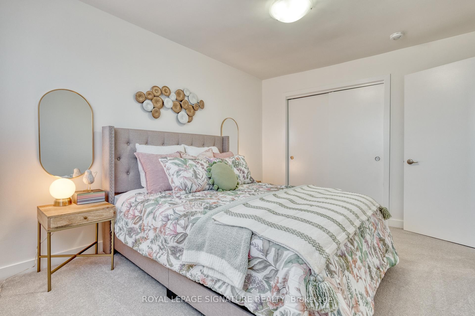 27-20 Anna Capri Drive, Hamilton, ON - Indoor Photo Showing Bedroom