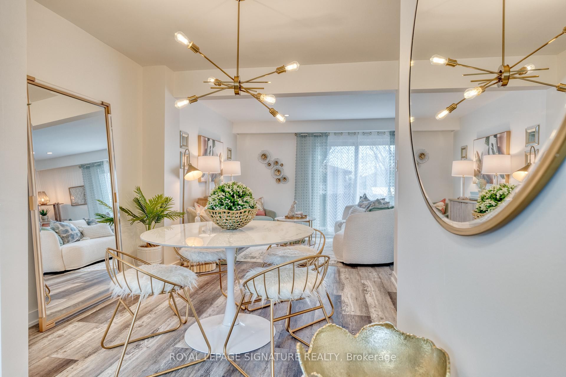 27-20 Anna Capri Drive, Hamilton, ON - Indoor Photo Showing Dining Room