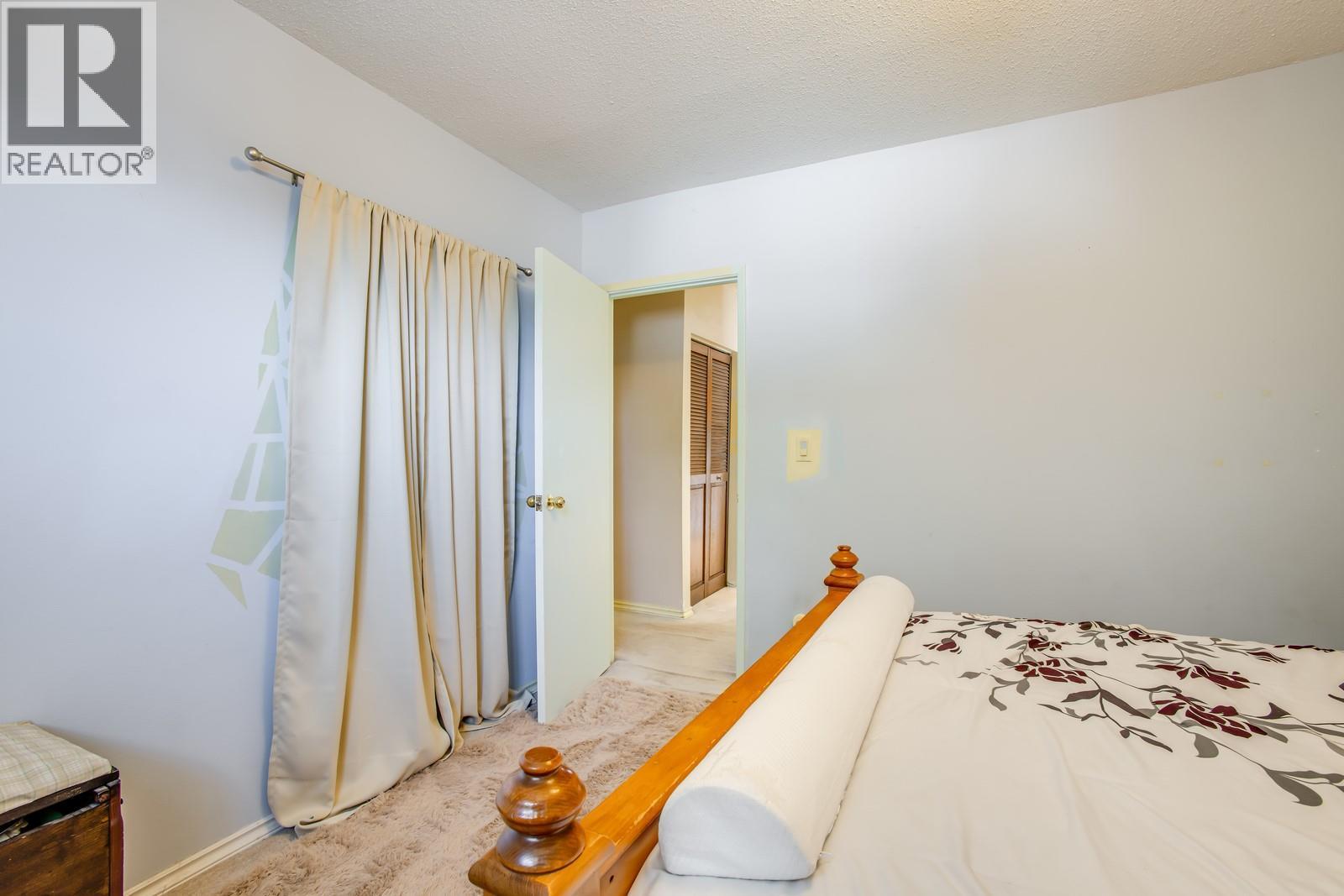 3088 Beverly Place, West Kelowna, BC - Indoor Photo Showing Bedroom