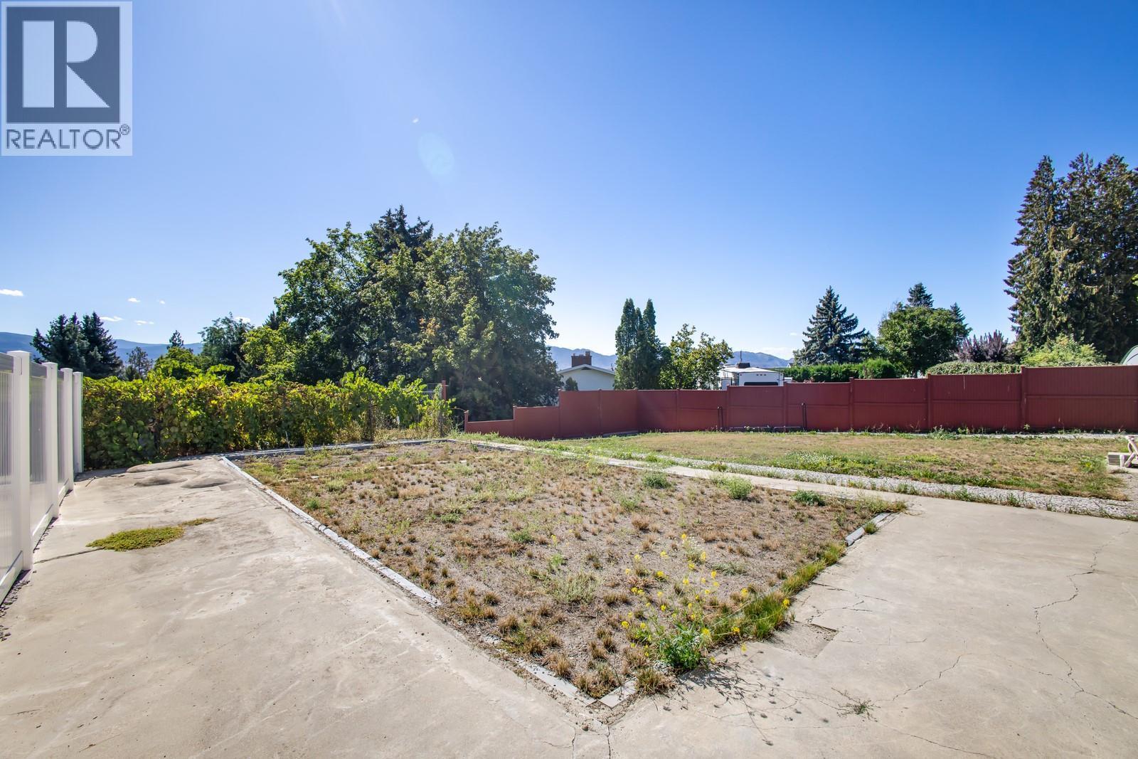 3088 Beverly Place, West Kelowna, BC - Outdoor