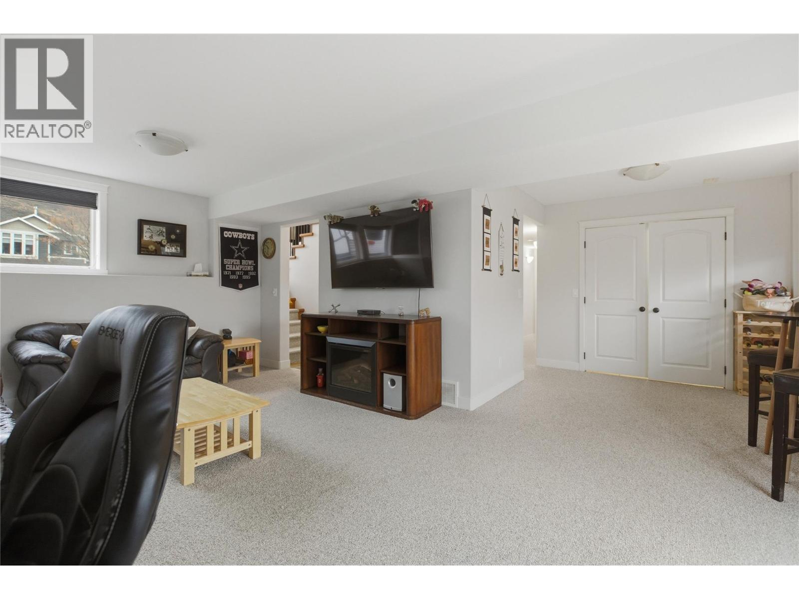 2150 Cantle Place, Kamloops, BC - Indoor