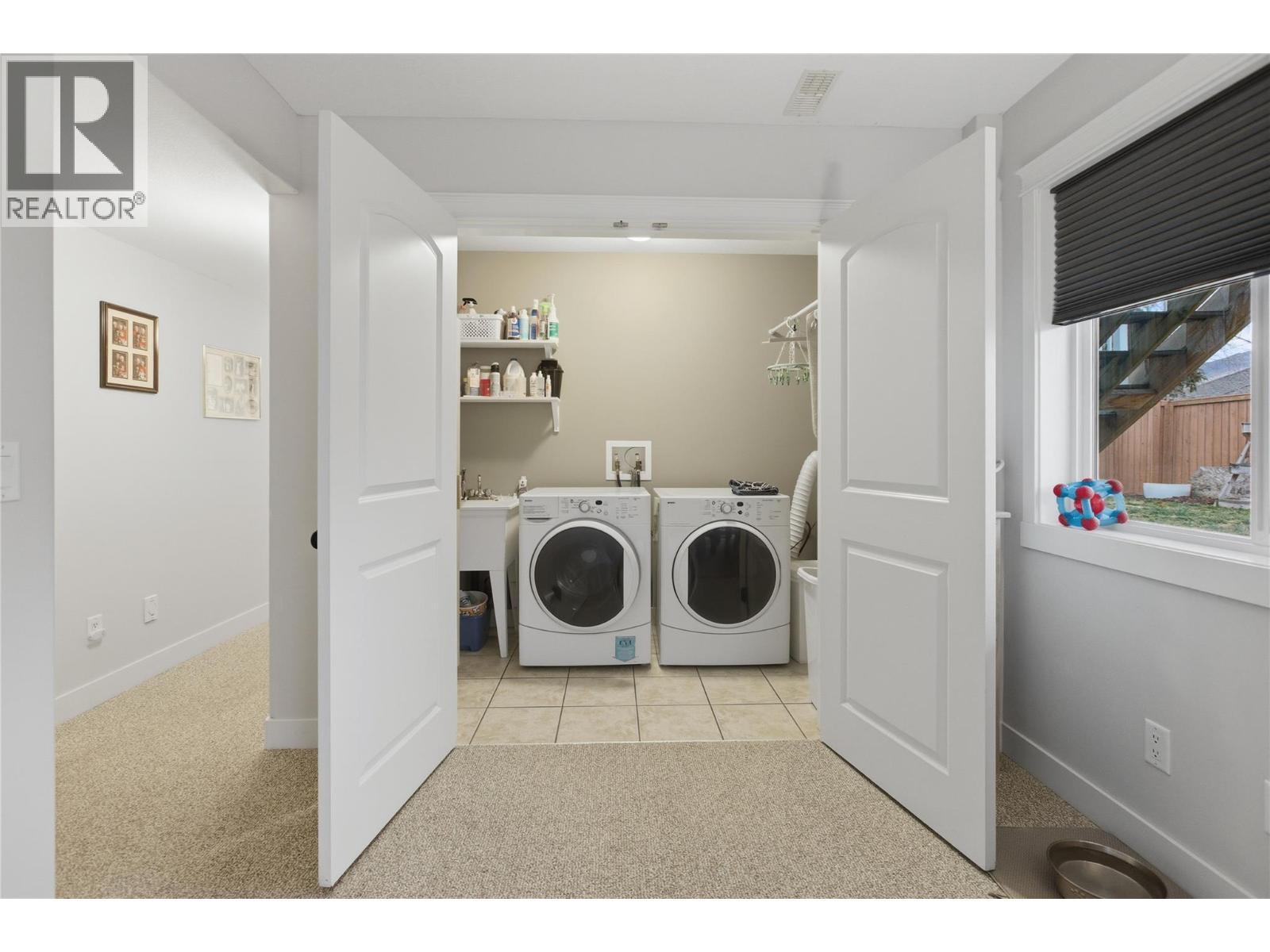 2150 Cantle Place, Kamloops, BC - Indoor Photo Showing Laundry Room