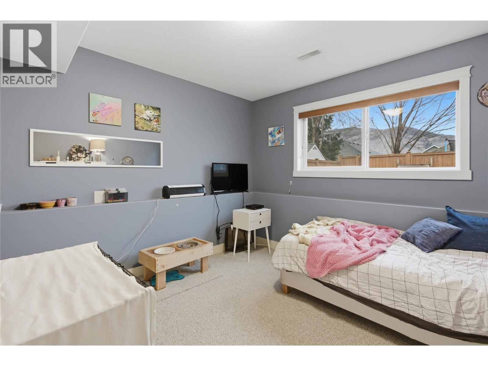 2150 Cantle Place, Kamloops, BC - Indoor Photo Showing Bedroom