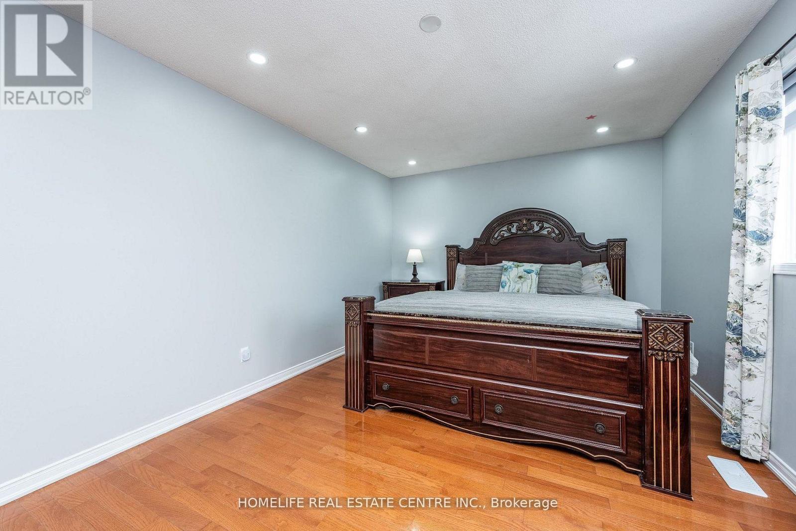108 Fairhill Avenue, Brampton, ON - Indoor Photo Showing Bedroom
