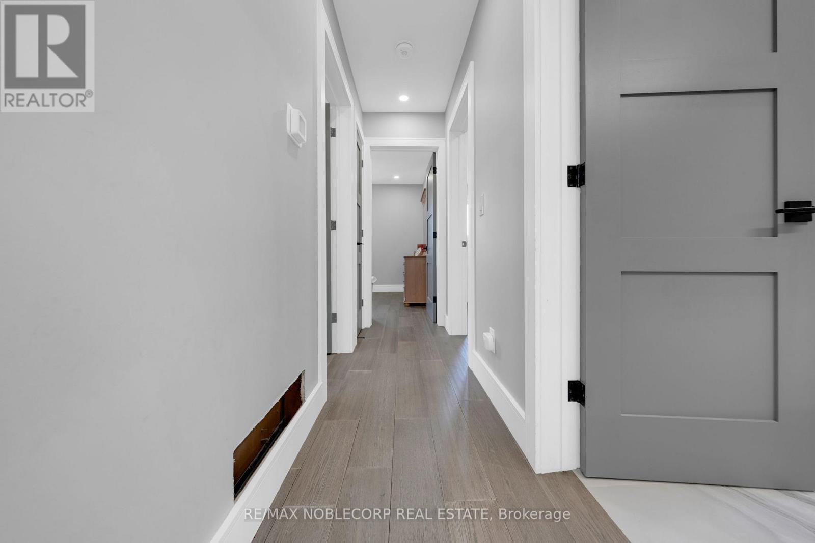 2515 Hensall Street, Mississauga, ON - Indoor Photo Showing Other Room