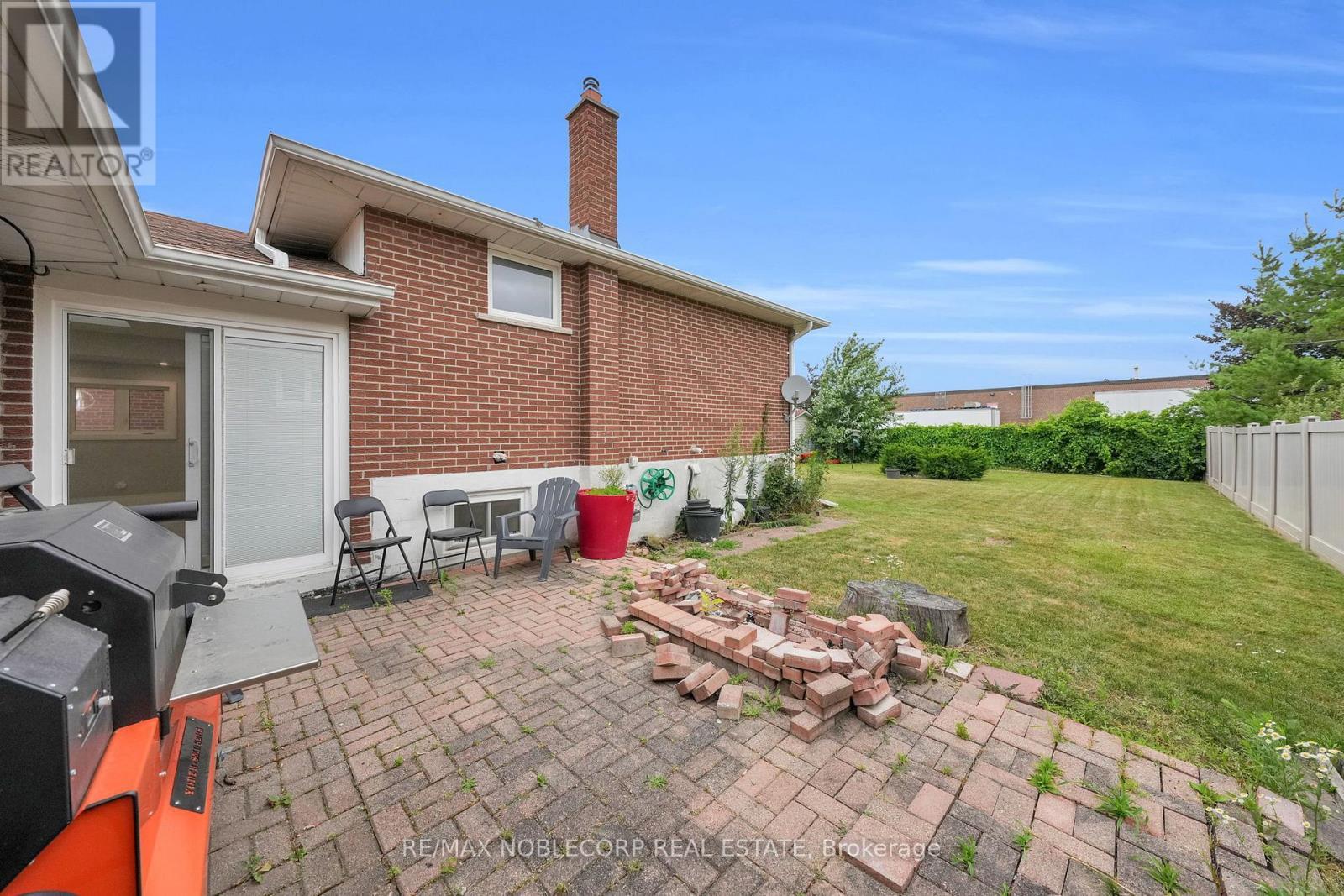 2515 Hensall Street, Mississauga, ON - Outdoor With Exterior