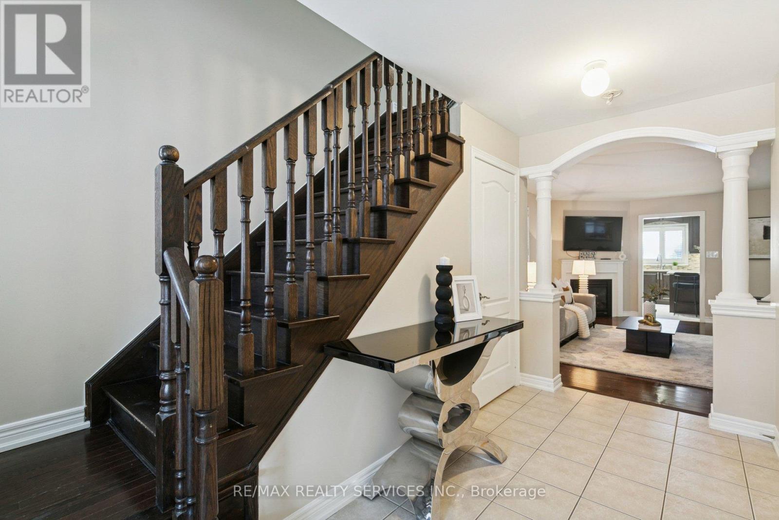 9 Beachville Circle, Brampton, ON - Indoor Photo Showing Other Room With Fireplace