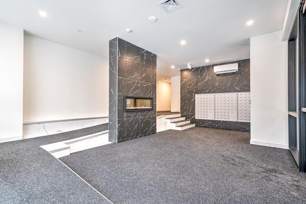 Réception - 602-1700 Rue Viola-Desmond, Montréal (Lasalle), QC - Indoor Photo Showing Other Room