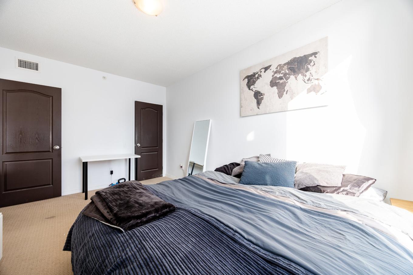 Chambre à coucher principale - 207-3705 Av. Dupuis, Montréal (Côte-Des-Neiges/Notre-Dame-De-Grâce), QC - Indoor Photo Showing Bedroom