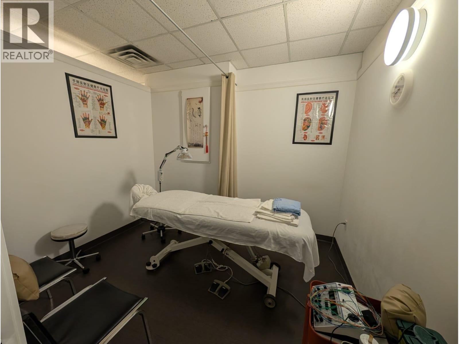 10 1161 The High Street, Coquitlam, BC