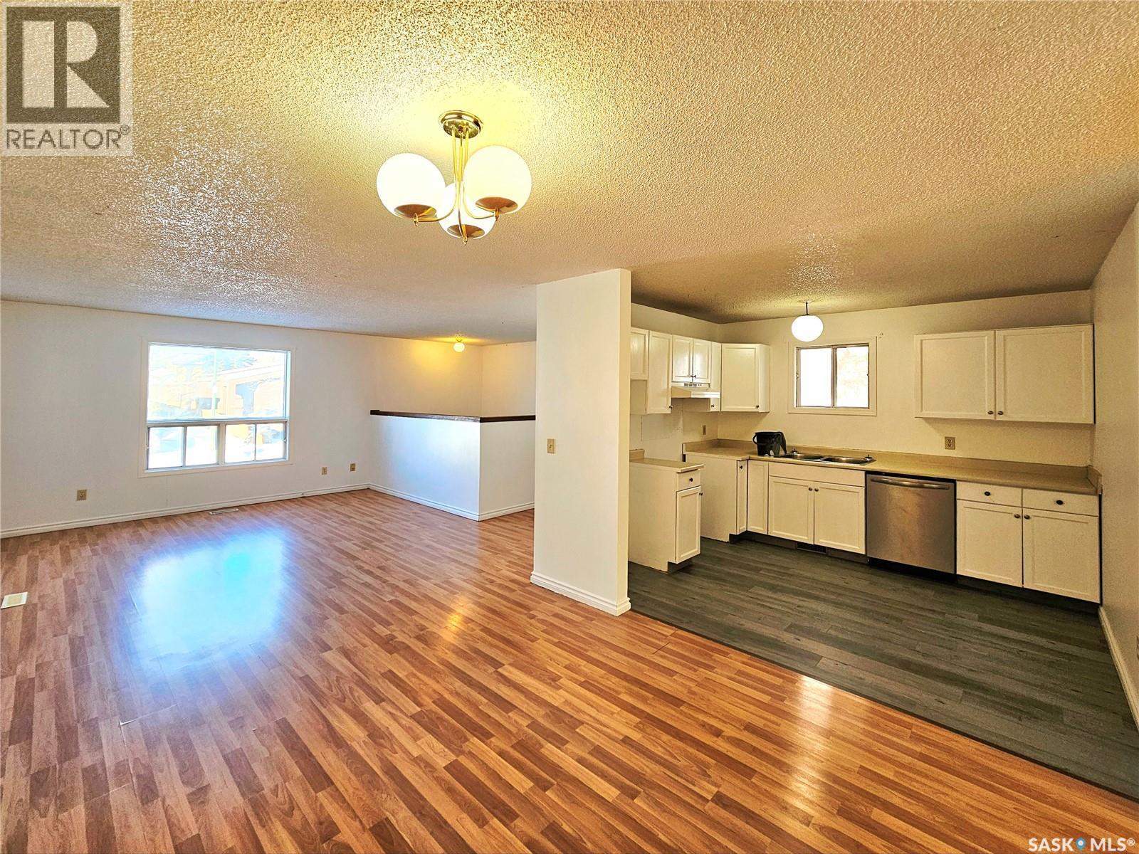 242 - 244 Wakabayashi Way, Saskatoon, SK - Indoor