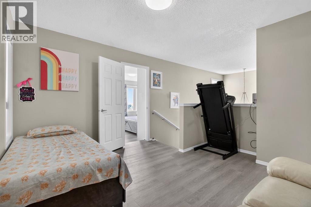 115 Covemeadow Court Ne, Calgary, AB - Indoor Photo Showing Bedroom