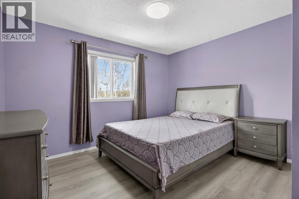 115 Covemeadow Court Ne, Calgary, AB - Indoor Photo Showing Bedroom