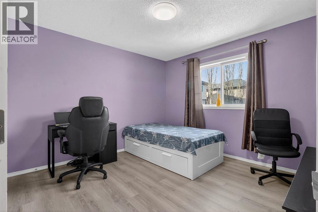 115 Covemeadow Court Ne, Calgary, AB - Indoor Photo Showing Bedroom