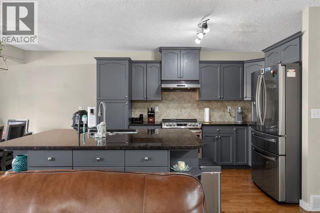 115 Covemeadow Court Ne, Calgary, AB - Indoor Photo Showing Kitchen