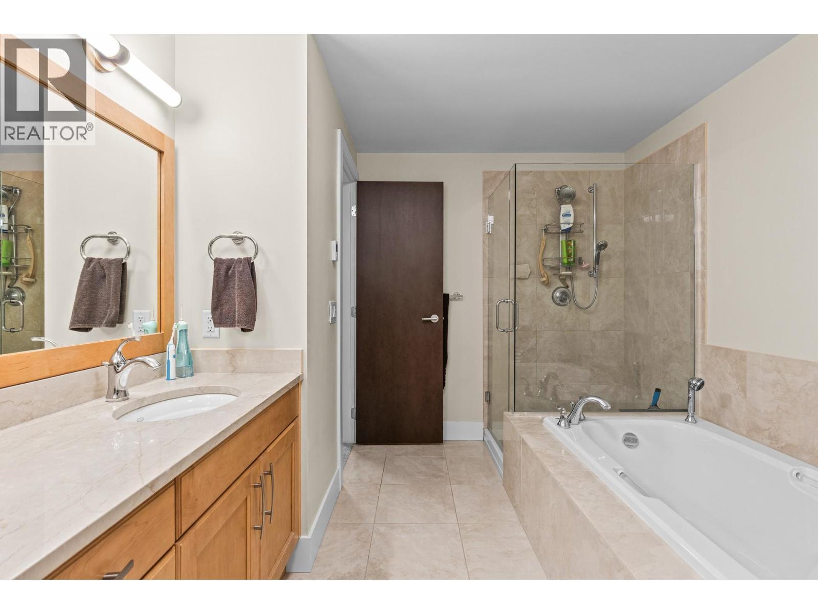 1395 Ellis Street Unit# 506, Kelowna, BC - Indoor Photo Showing Bathroom