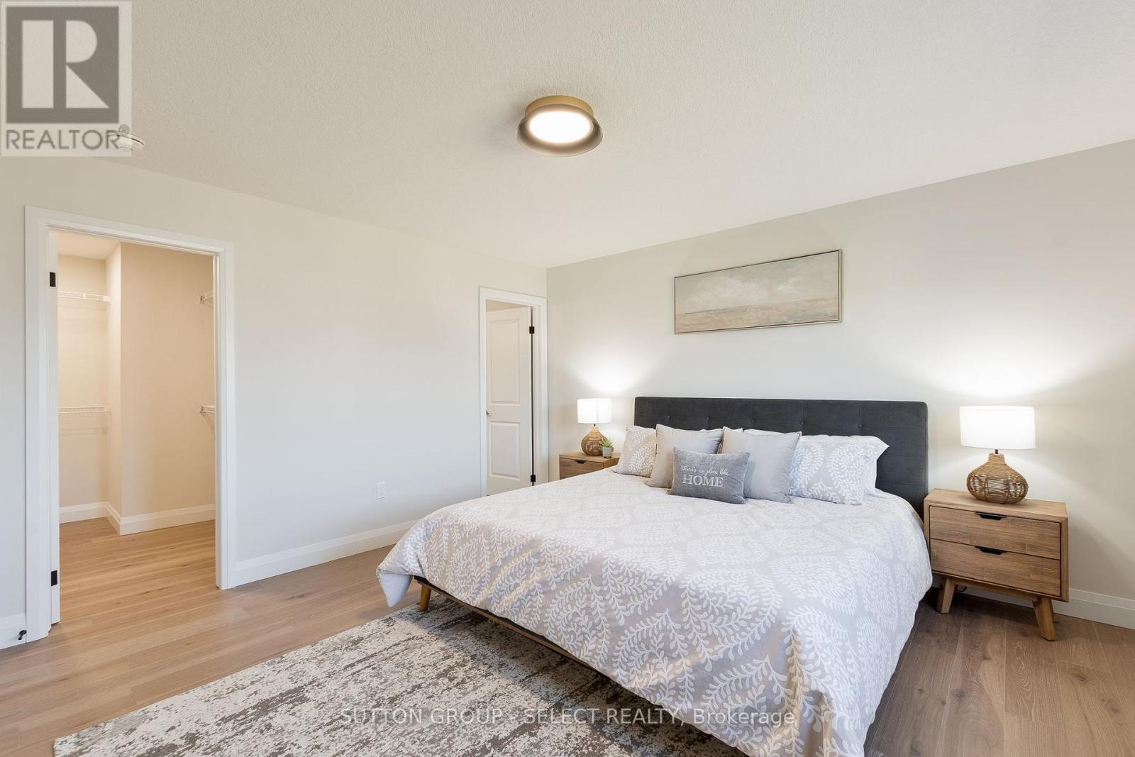 6366 Heathwoods Avenue, London South (South V), ON - Indoor Photo Showing Bedroom