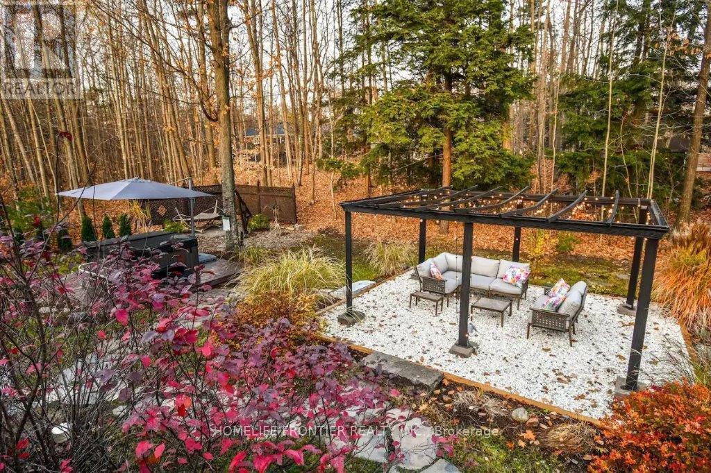 42 Forest Circle, Tiny, ON - Outdoor