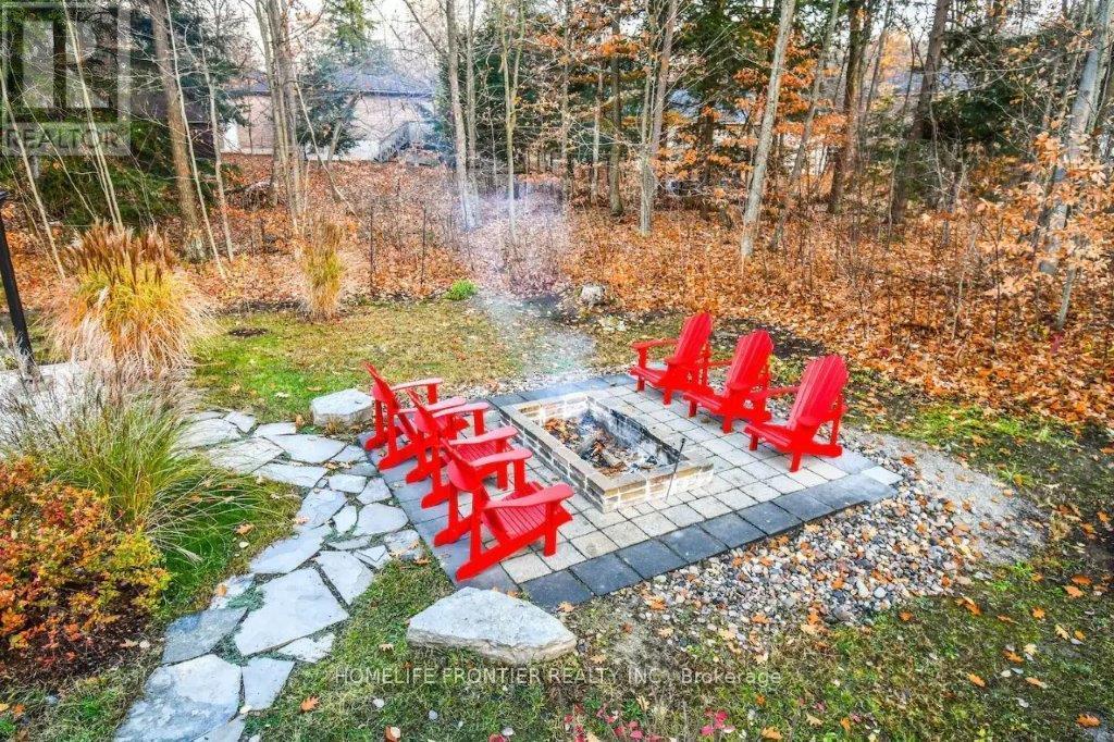 42 Forest Circle, Tiny, ON - Outdoor