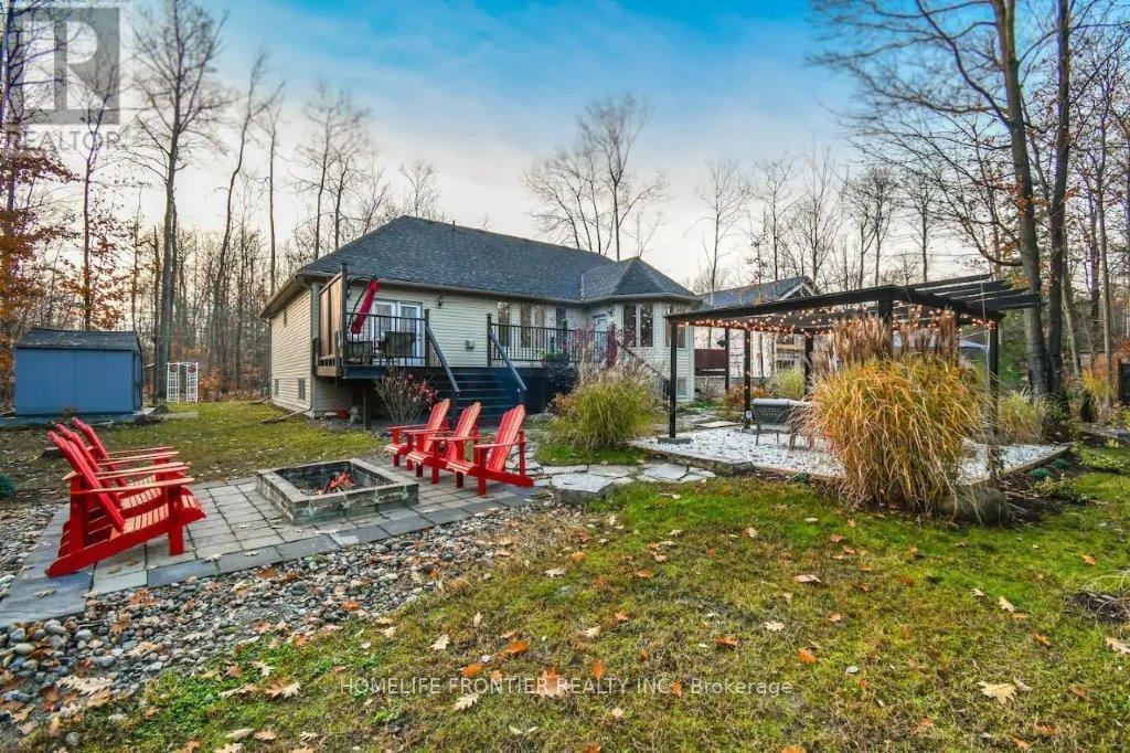 42 Forest Circle, Tiny, ON - Outdoor With Deck Patio Veranda