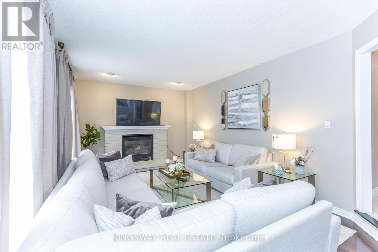 4175 Arbourfield Drive, Burlington, ON - Indoor Photo Showing Living Room With Fireplace