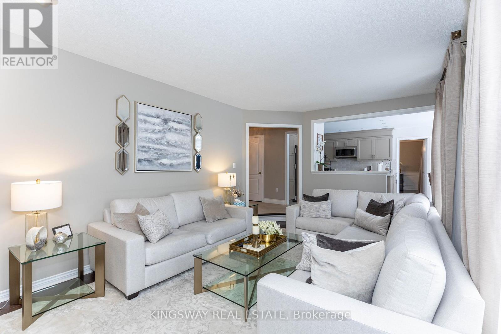 4175 Arbourfield Drive, Burlington, ON - Indoor Photo Showing Living Room