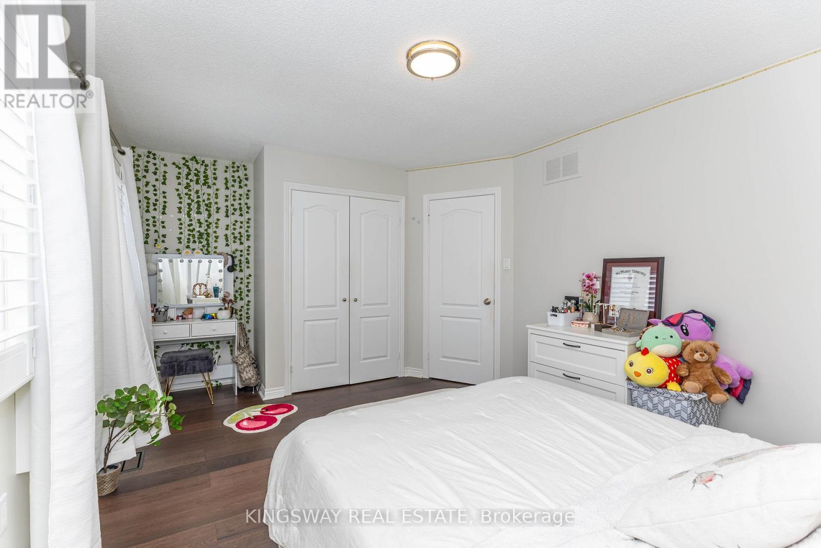 4175 Arbourfield Drive, Burlington, ON - Indoor Photo Showing Bedroom