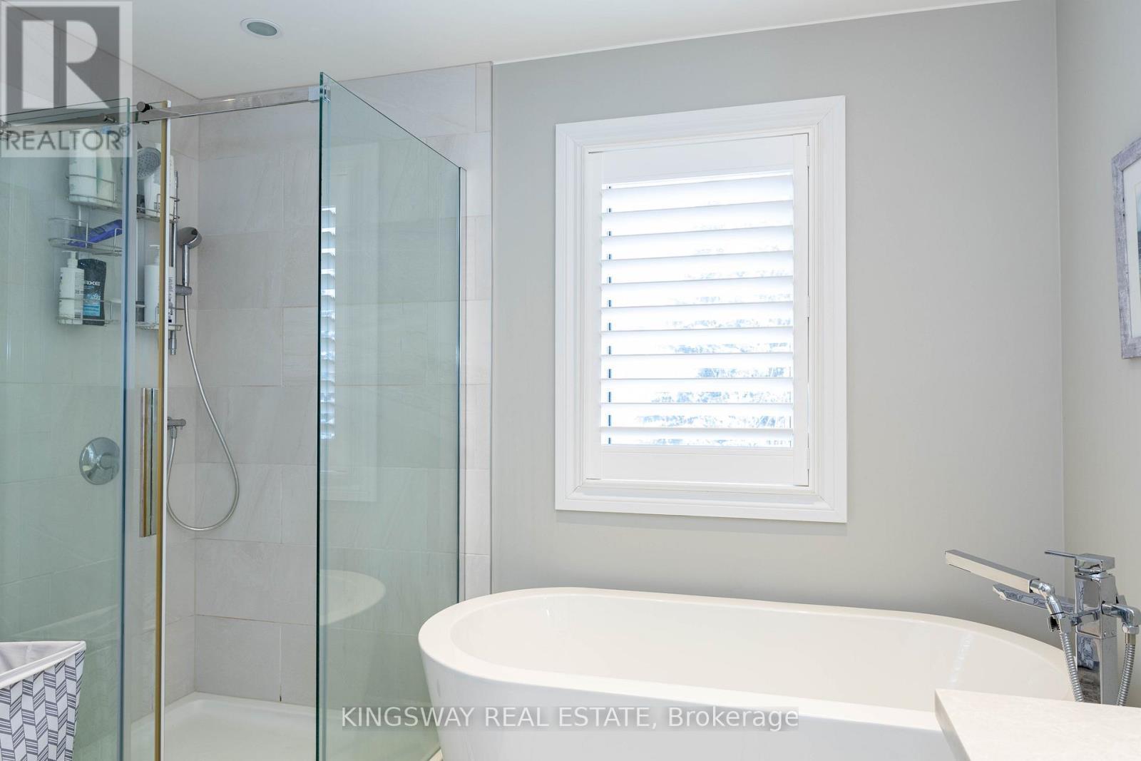 4175 Arbourfield Drive, Burlington, ON - Indoor Photo Showing Bathroom
