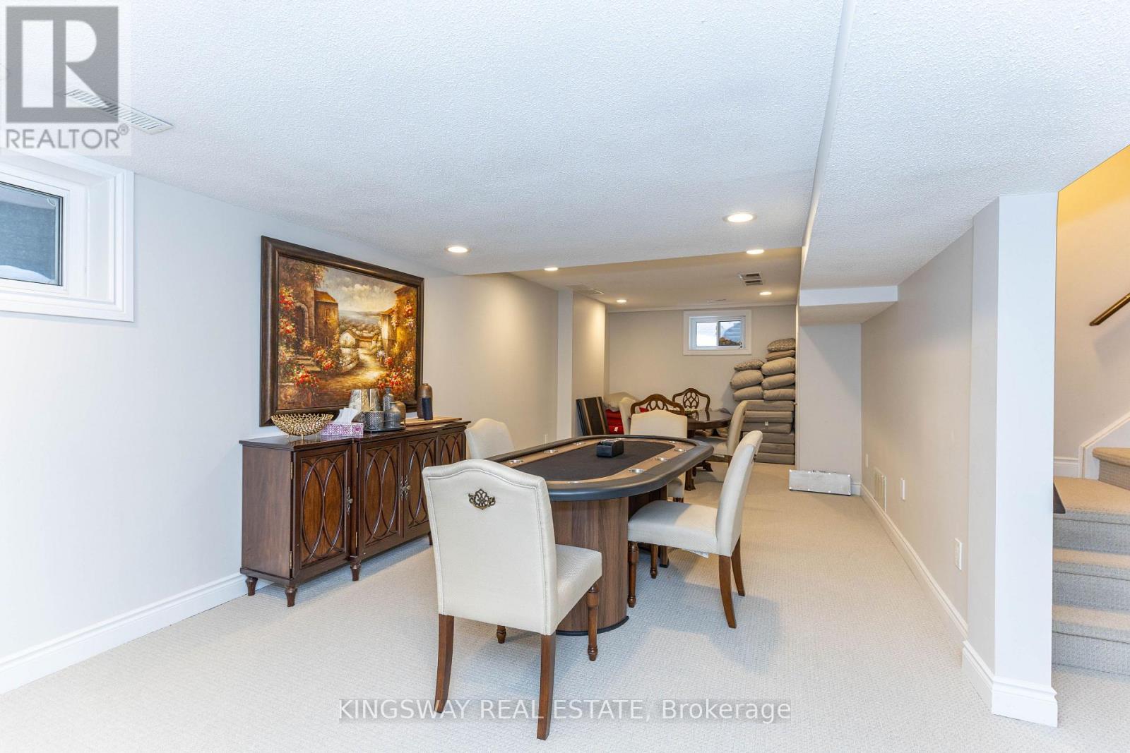 4175 Arbourfield Drive, Burlington, ON - Indoor Photo Showing Dining Room