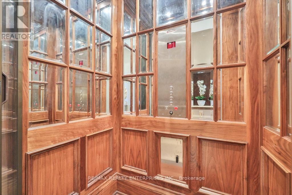 1500 Watersedge Road, Mississauga, ON - Indoor Photo Showing Other Room